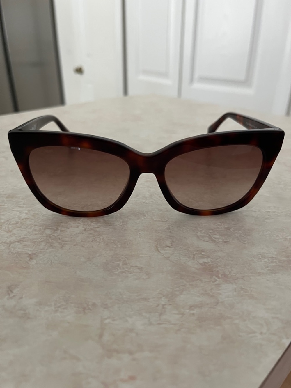 MaxMara Tortoiseshell Cat-Eye Sunglasses - Brown Gradient